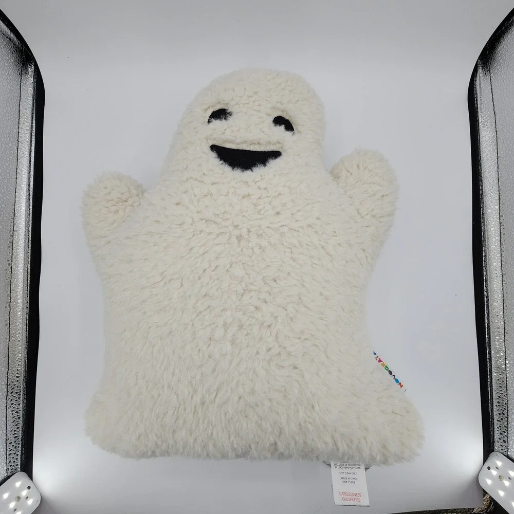 Novogratz Halloween‎ Ghost Sherpa Plush Pillow 16